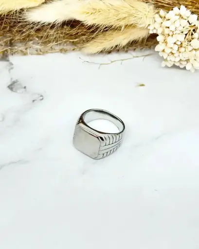 Bague Chevalière carré